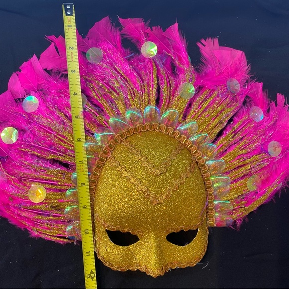 Pink Feathers Venetian Carnival Masquerade Face Mask - Picture 3 of 5